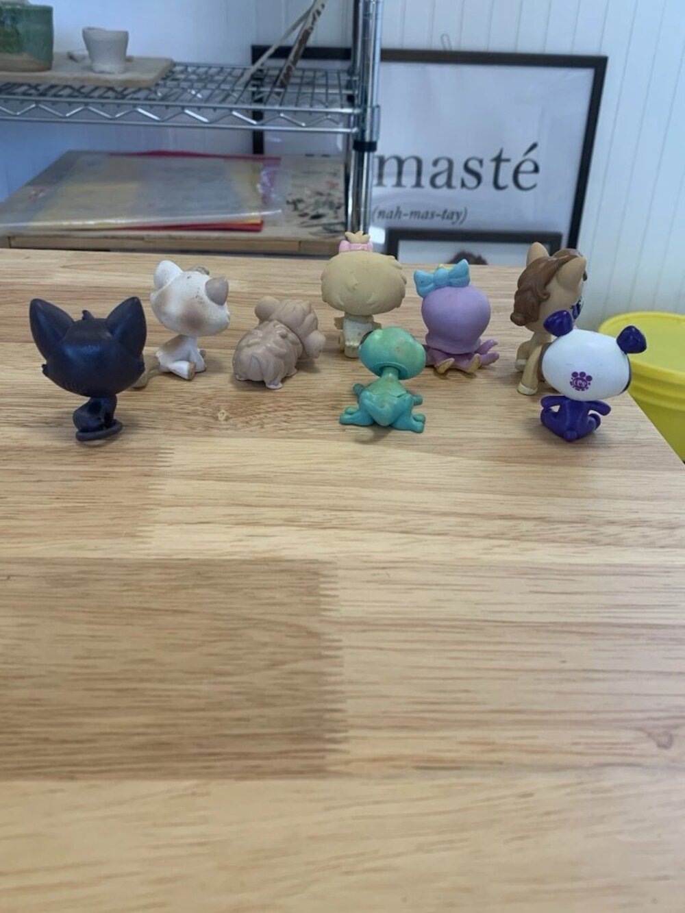 Authentic Hasbro Littlest Pet Shop Bulk Lot of 8 - Picture 2 of 2